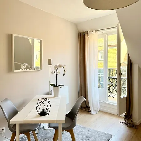 Cosy Grand Rue A *